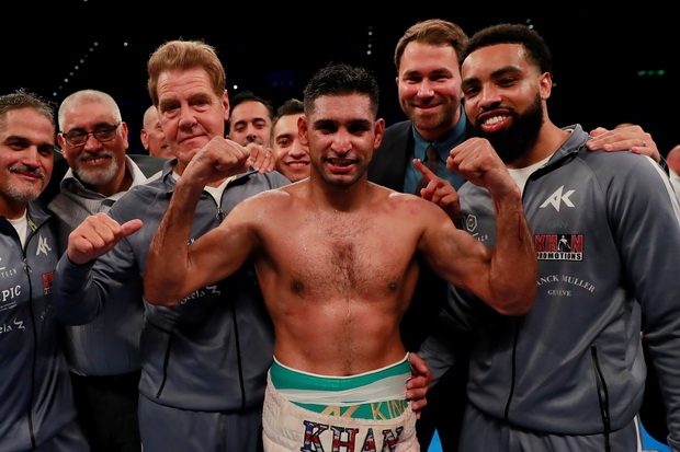 Hearn Desak Amir Khan...