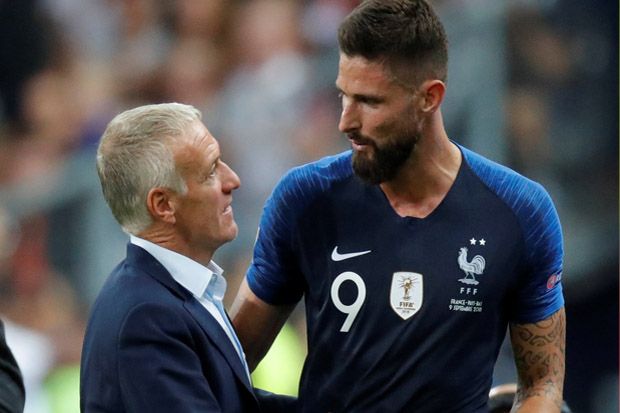 Deschamps: Giroud Sering...