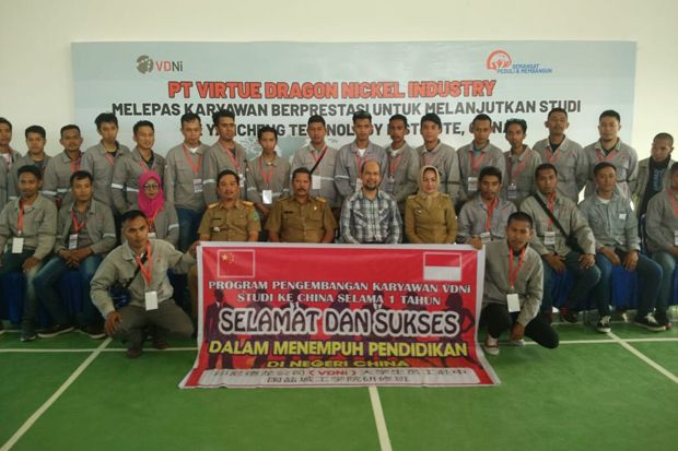 28 Karyawan Lokal PT...