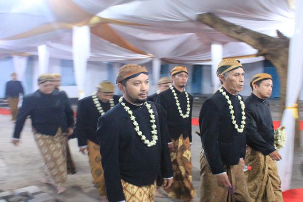 Keraton Solo Perkuat...