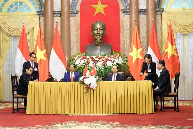RI-Vietnam Teken Kesepakatan...