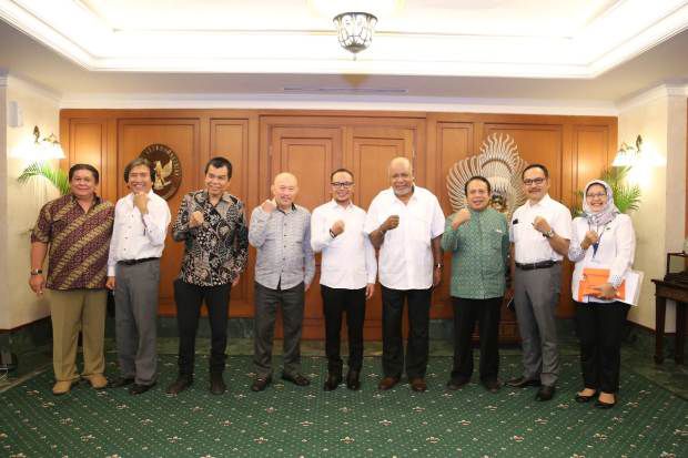 Menaker Dukung Penuh...