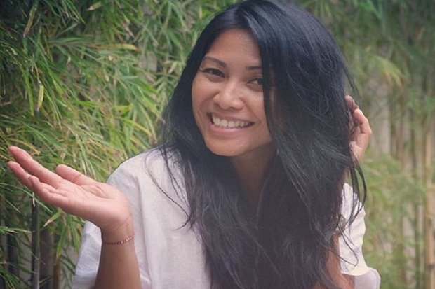 Anggun Rela Bolak-balik...
