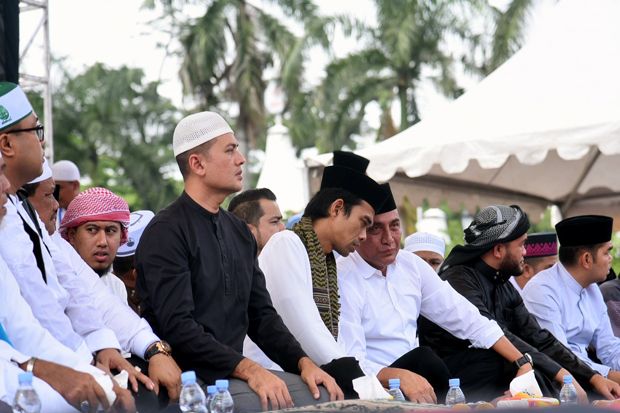 Ustaz Somad Apresiasi...