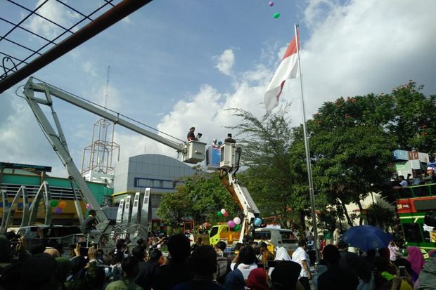 Tiga Pasangan di Yogya...