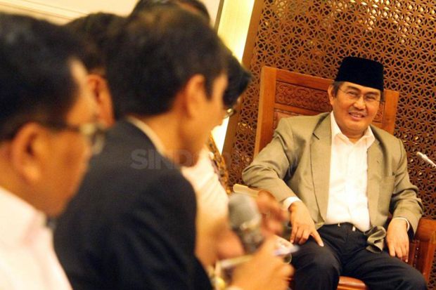 Eks Ketua MK Resmi Terdaftar...
