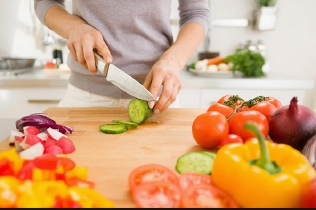 Studi: Masak Sendiri...