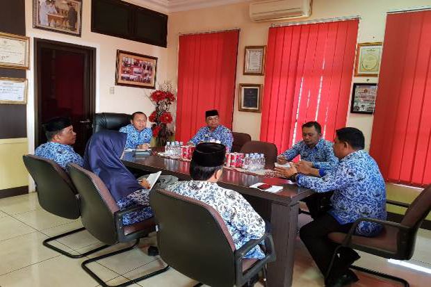 Bupati Pasangkayu Rapat...