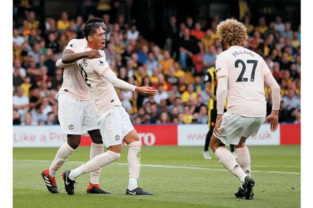 Mou Aman di Singgasana...