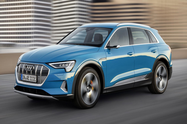 Audi Bersiap Masukan...