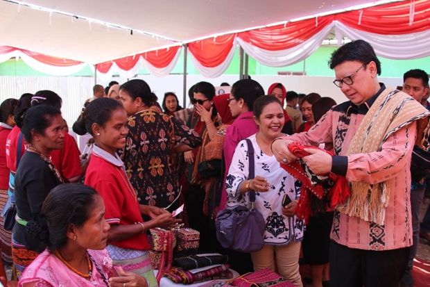 Kunjungi NTT, Mendagri...