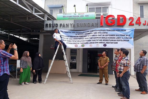 Spanduk Curhat RSUD...