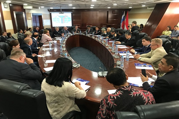 RI-Rusia Gelar Dialog...