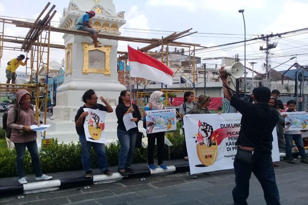 Aktivis Desak KPK Berani...