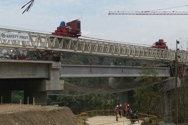 Pembangunan Jembatan...