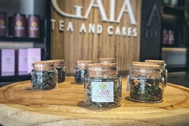 GAIA dan Alleira Batik...