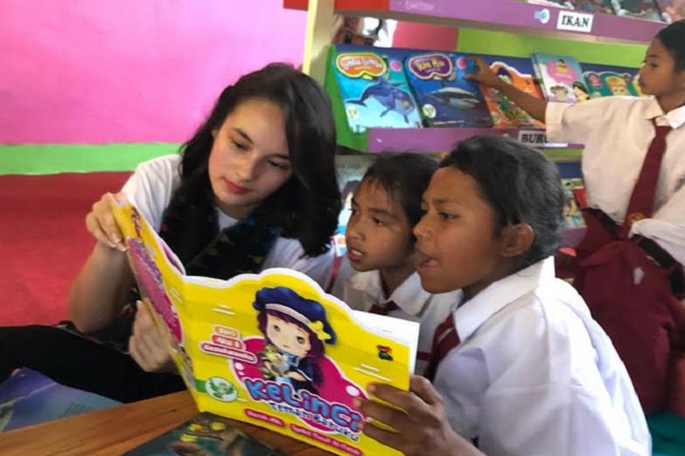 Chelsea Islan Dukung...