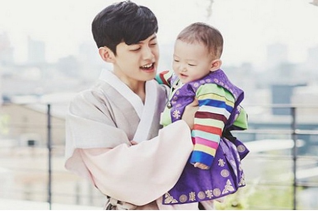 Waduh, Dongho U-KISS...