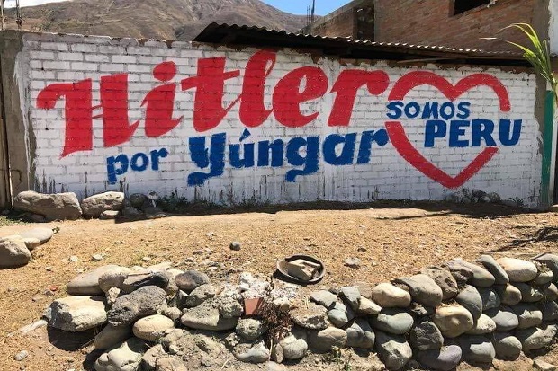 Di Peru, Hitler Ingin...