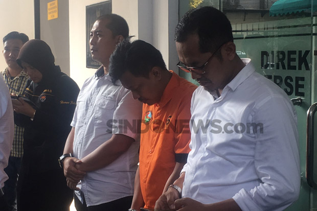 Ditangkap di Rumahnya,...