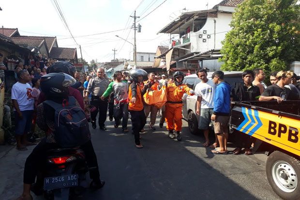 Kuras Sumur, Pria Paruh...