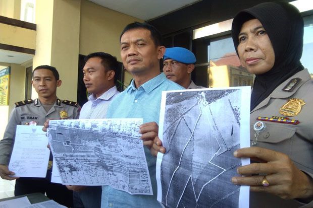 Polisi Tetapkan 4 Tersangka...