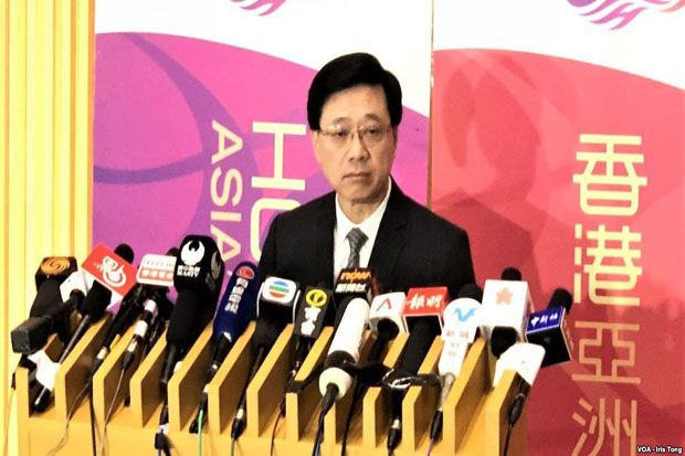 Hong Kong Larang Partai...