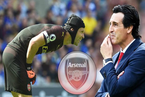 Cech: Dibandingkan Wenger,...