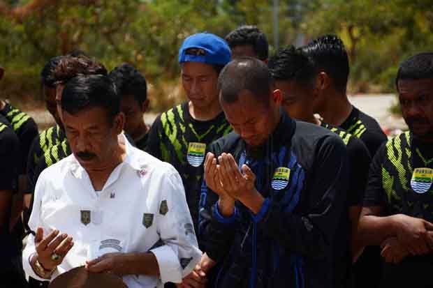 Kapten Persib Enggak...
