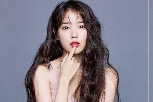 IU Mulai Goda Fans
