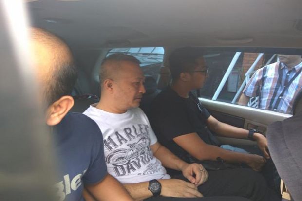 Suap Gatot, KPK Jemput...