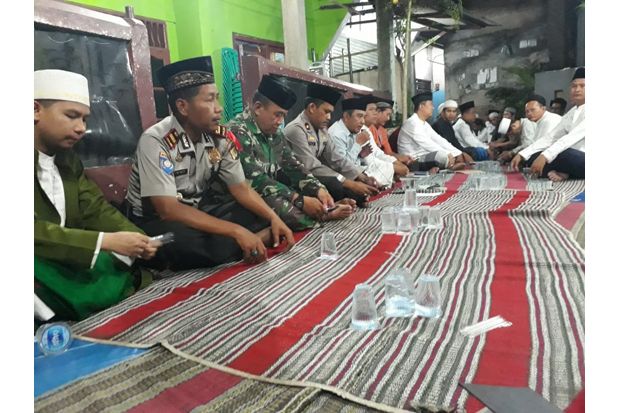 Ikuti Tahlil di Rumah...