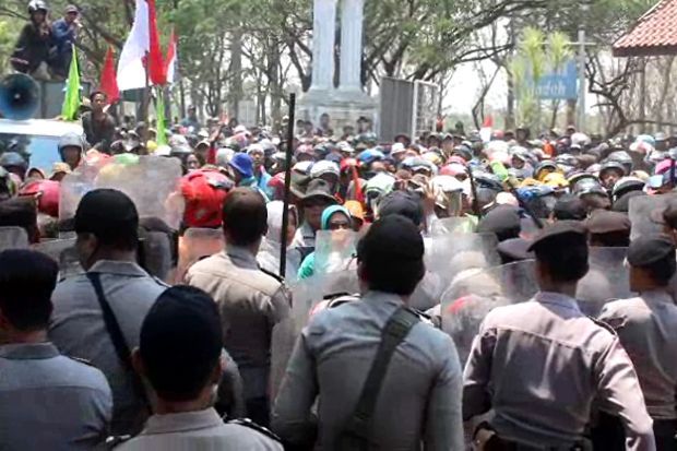 Petani Hutan Indramayu...