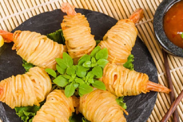 Udang Lilit Mi, Makanan...