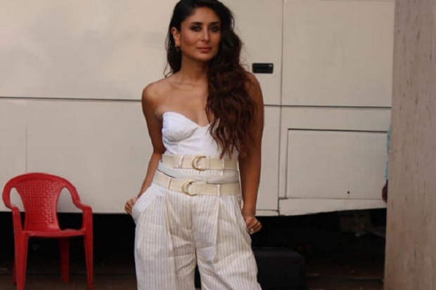 Kareena Kapoor Pakai...