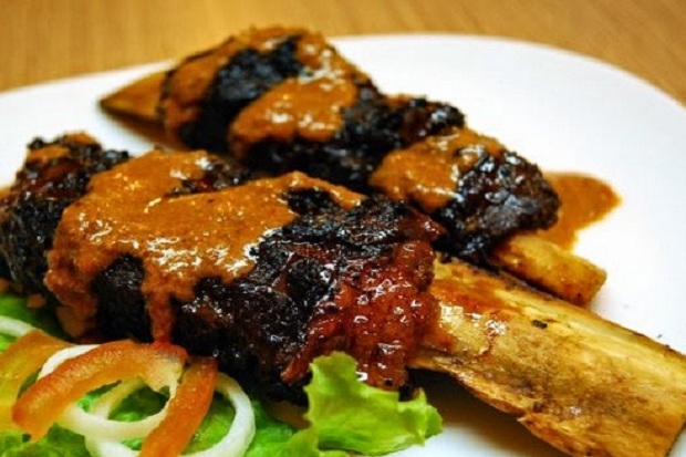 Iga Sapi Panggang Bumbu...