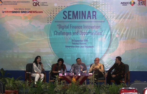 OJK Sosialisasikan Keuangan...