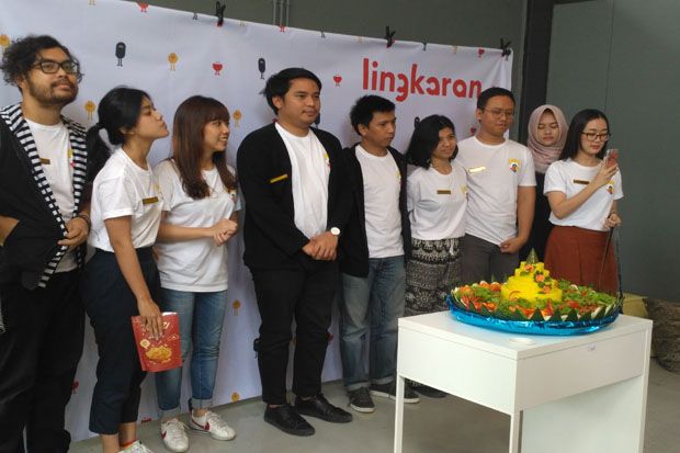 Platform lingkaran Siapkan...