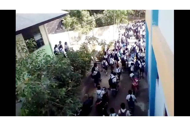 Gempa Sumba Timur Sebabkan...