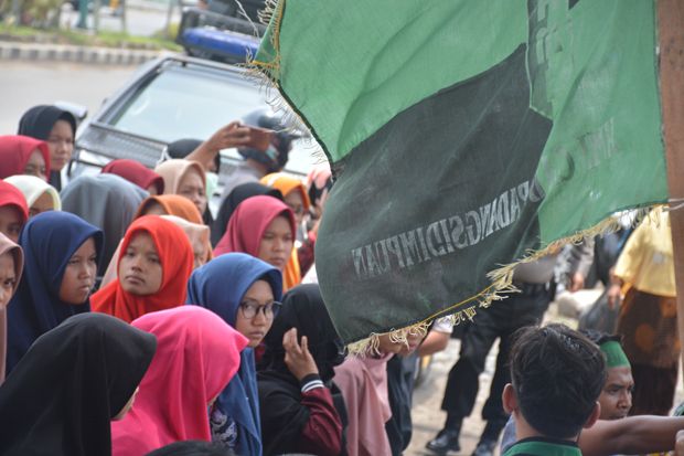 Dituding Gelar Demo...
