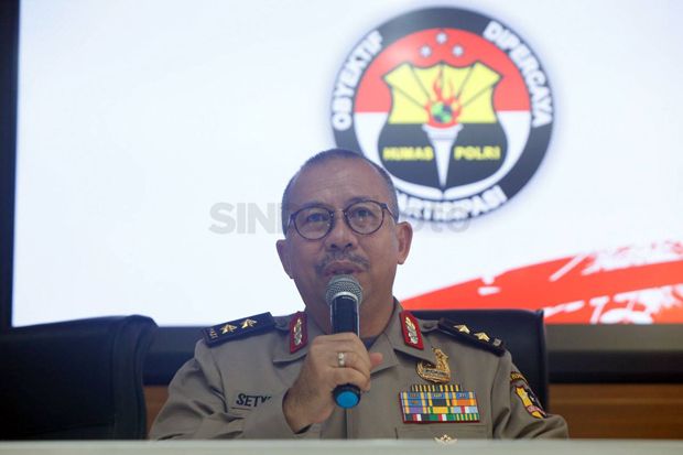 Polri Beri Bantuan 2...