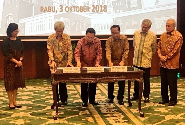 Adaro Konversi Dolar...