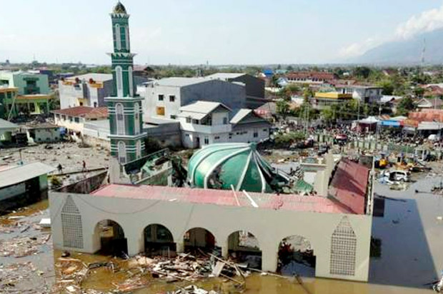 Gempa Sulteng, Kanada...