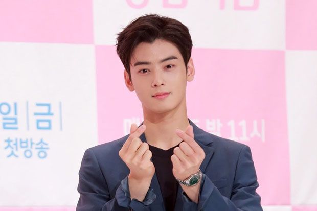 Cha Eun Woo Jadi Bintang...
