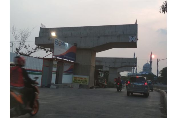 Pemasangan Tiang Pancang...