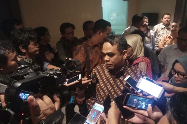 Pengganti RS, Sekjen...