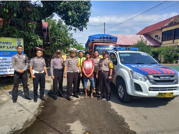 Polres Polman Kawal...