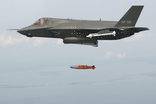 S-300 Rusia Lindungi...
