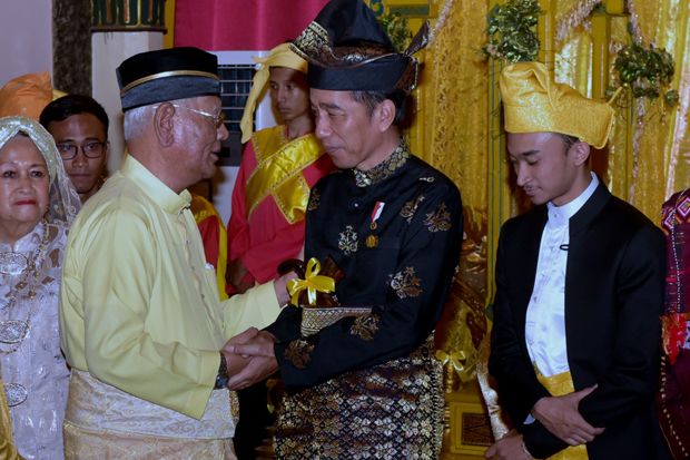 Dari Sumatera Utara,...