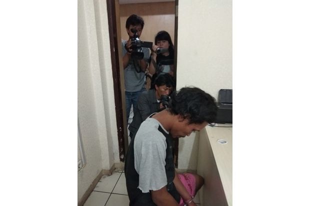 Kabur ke Jakarta, Pembunuh...